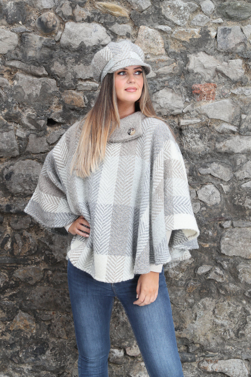 Laura Poncho Multi Beige