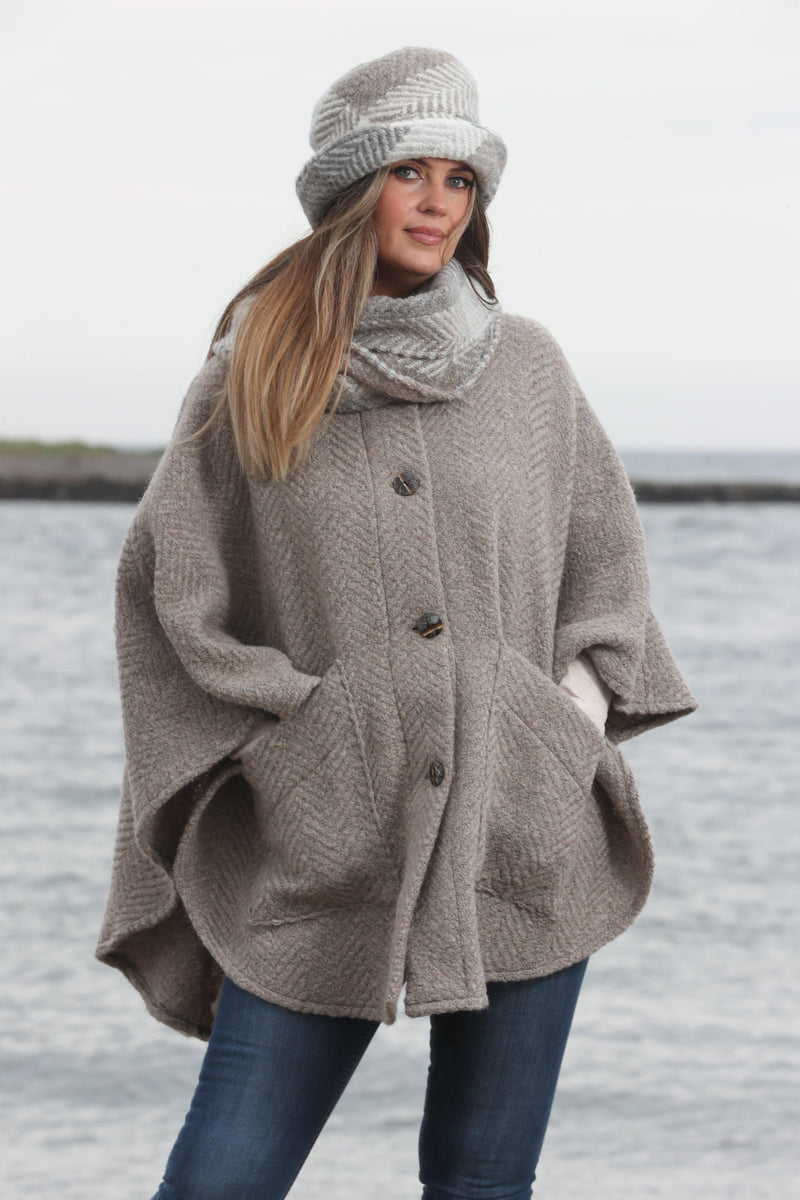 Tina Cape Beige